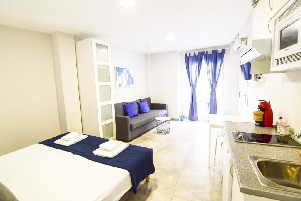 Apartamentos Centro Salecianos Málaga Extérieur photo